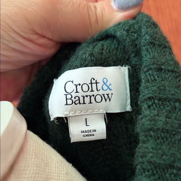 croft & barrow Forest Green Cable Knit Crewneck Sweater - Picture 2 of 10